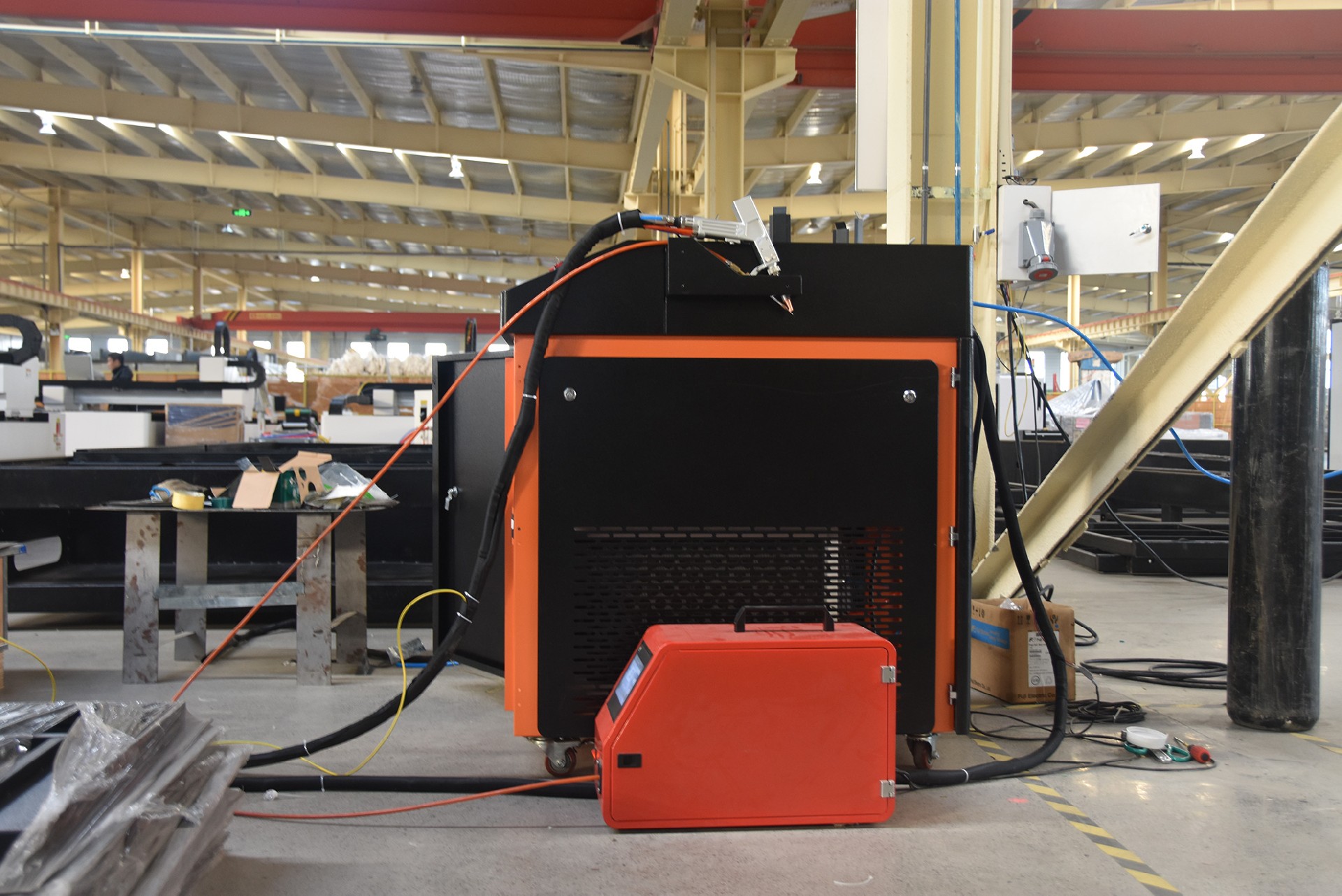 Máquina de soldadura láser: Guía de instalación, funcionamiento y seguridad (4)